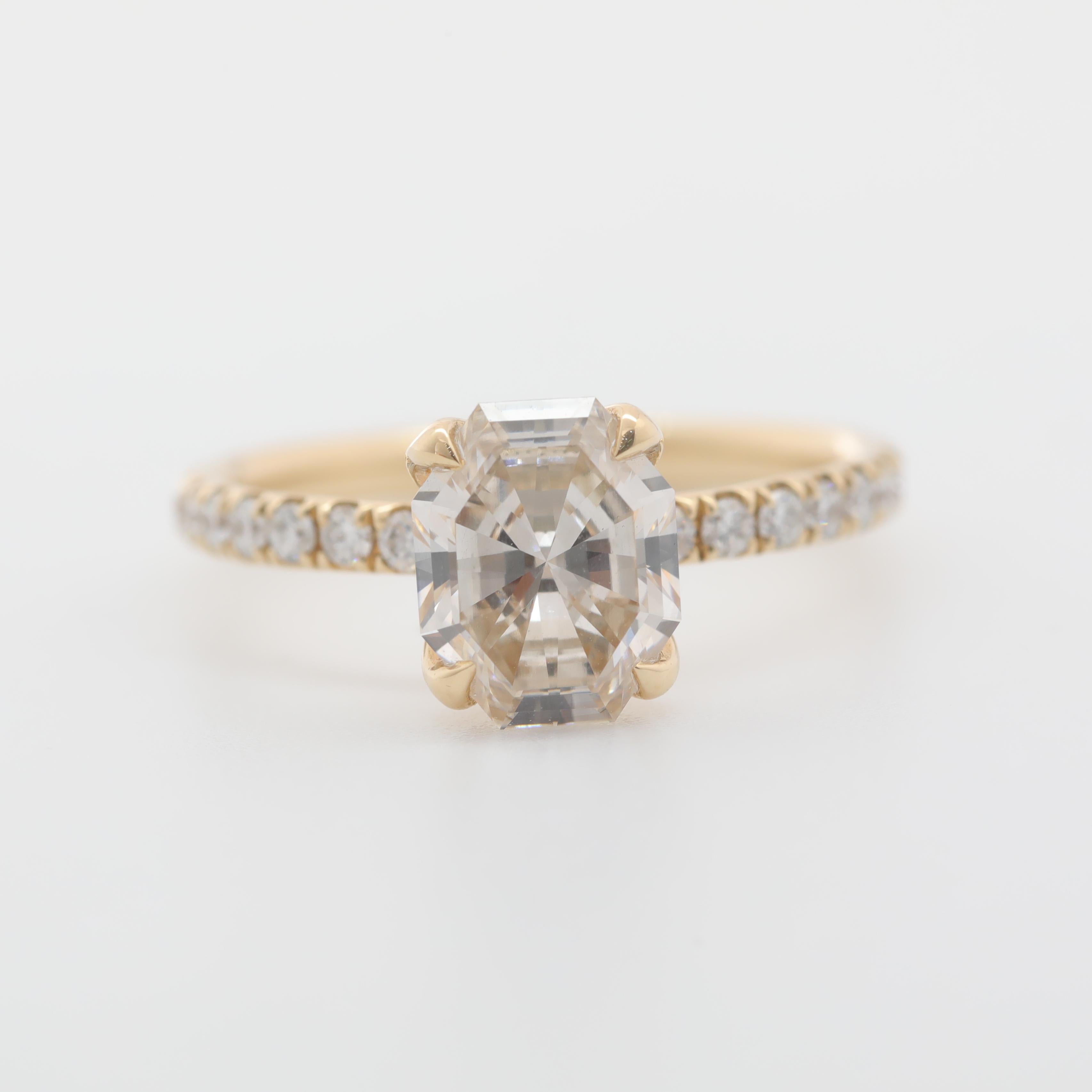 14K Yellow Gold 1.76ct Antique Emerald Cut Lab Diamond Tulip Design Ring - MMR