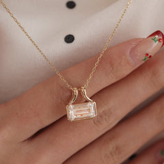 14K Yellow Gold 3CT Emerald Cut Diamond Bezel - Set Pouch Silhouette Pendant (Pendant Only) - MMR
