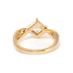 18K Yellow Gold 1.5ct Princess Cut Lab Diamond 4 Claw Prongs Vintage Ring with Round and Marquise Cut Lab Diamond Side - stones - MMR