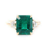 18K Yellow Gold 3ct Lab Emerald Three-stone Ring with Step Cut Trapezoid Lab Diamond Side-stones