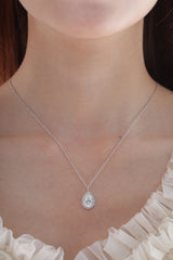 1 ct / 2 ct Halo Pear Pendant