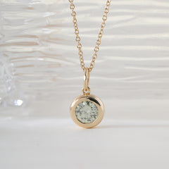14K Yellow Gold 0.94CT Green Round Cut Diamond Bezel Set Pendant