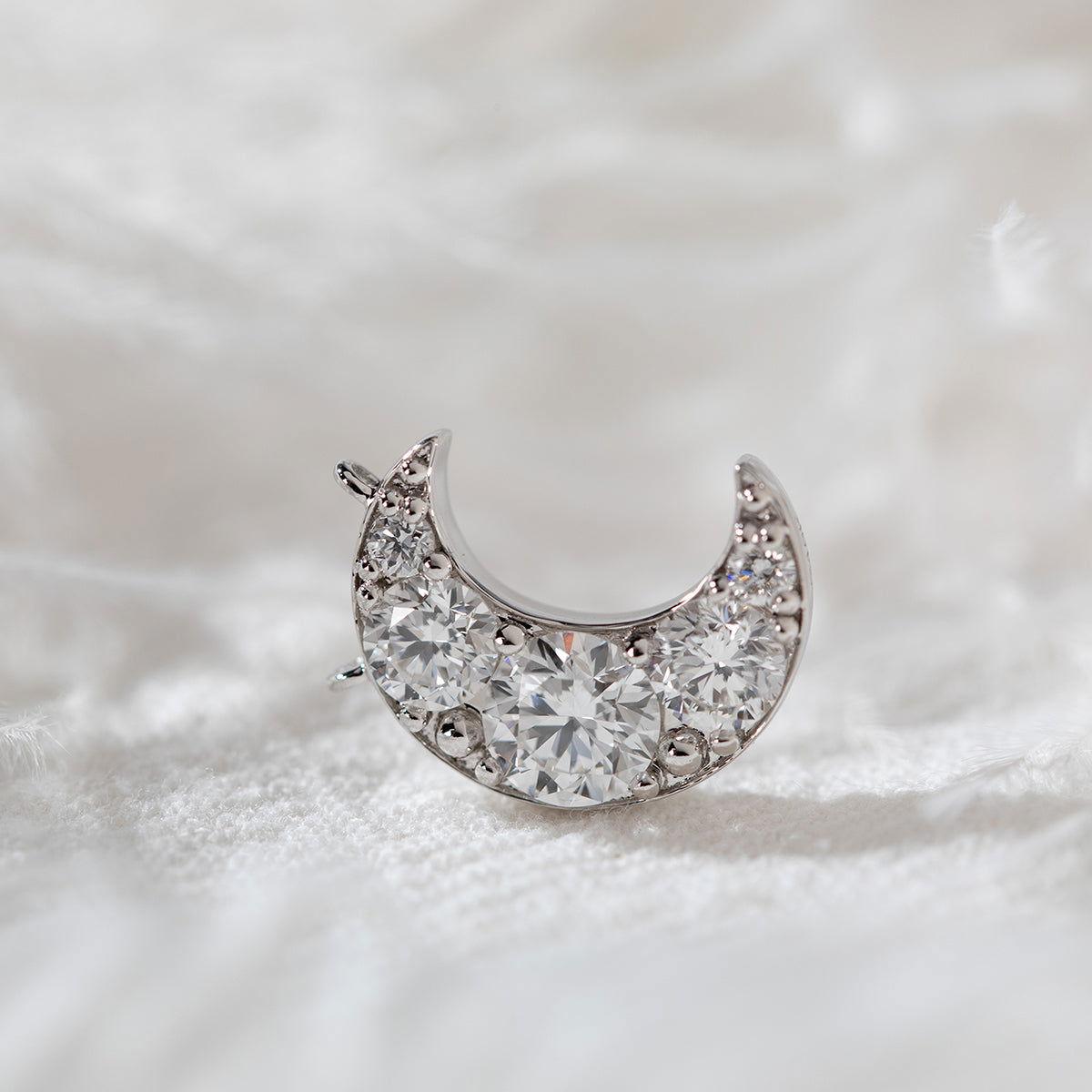 14K Gold Round Brilliant Cut Lab Diamond Five-Stone Moon Pendant Necklace – Bezel Set Diamond Necklace for Men & Women