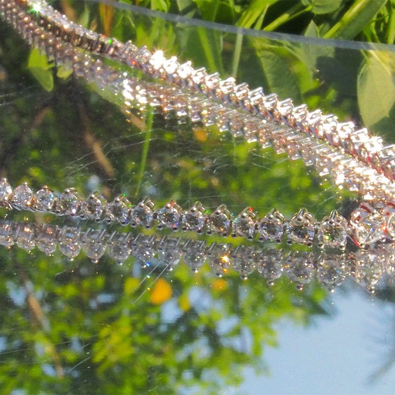 14k White Gold Gradient Diamond Tennis Necklace