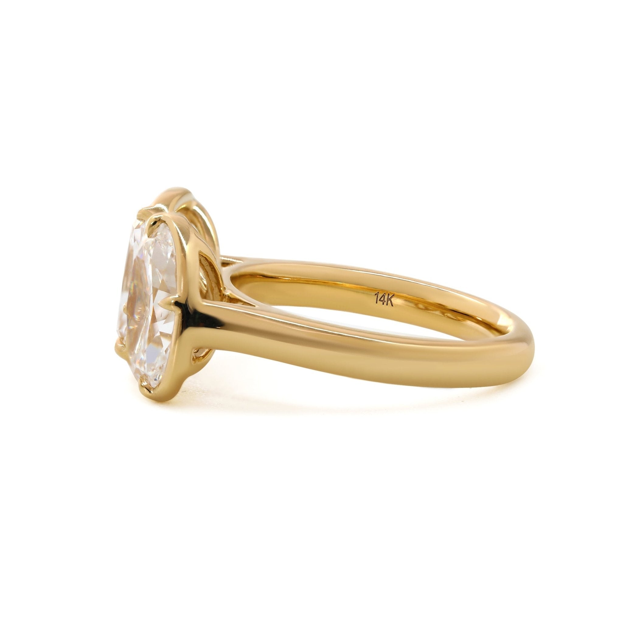 14K Yellow Gold 2.5ct Elongated Old Mine Cut and 2ct Oval Old Mine Cut Lab Diamond Prong Bezel Toi et Moi Ring - MMR