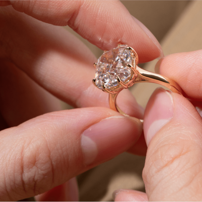 Oval ring setting only deals