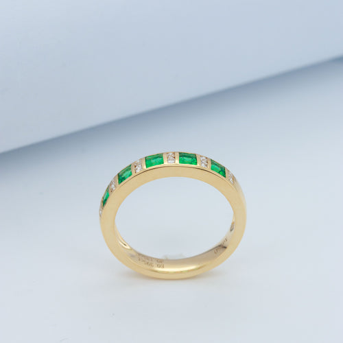 14k Yellow Gold Emerald & Diamond Anniversary Ring