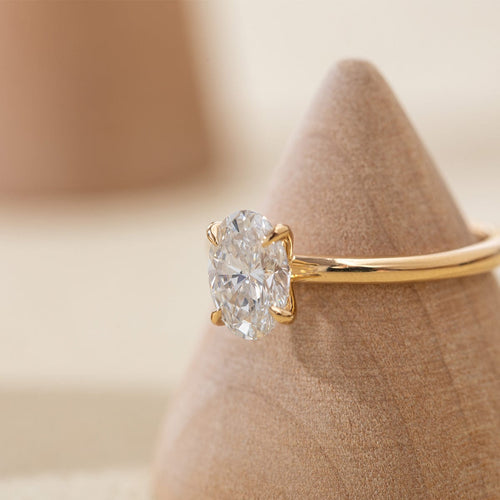 14K Yellow Gold Oval Cut Diamond Four Prongs Solitaire Ring (Ring Setting Only)
