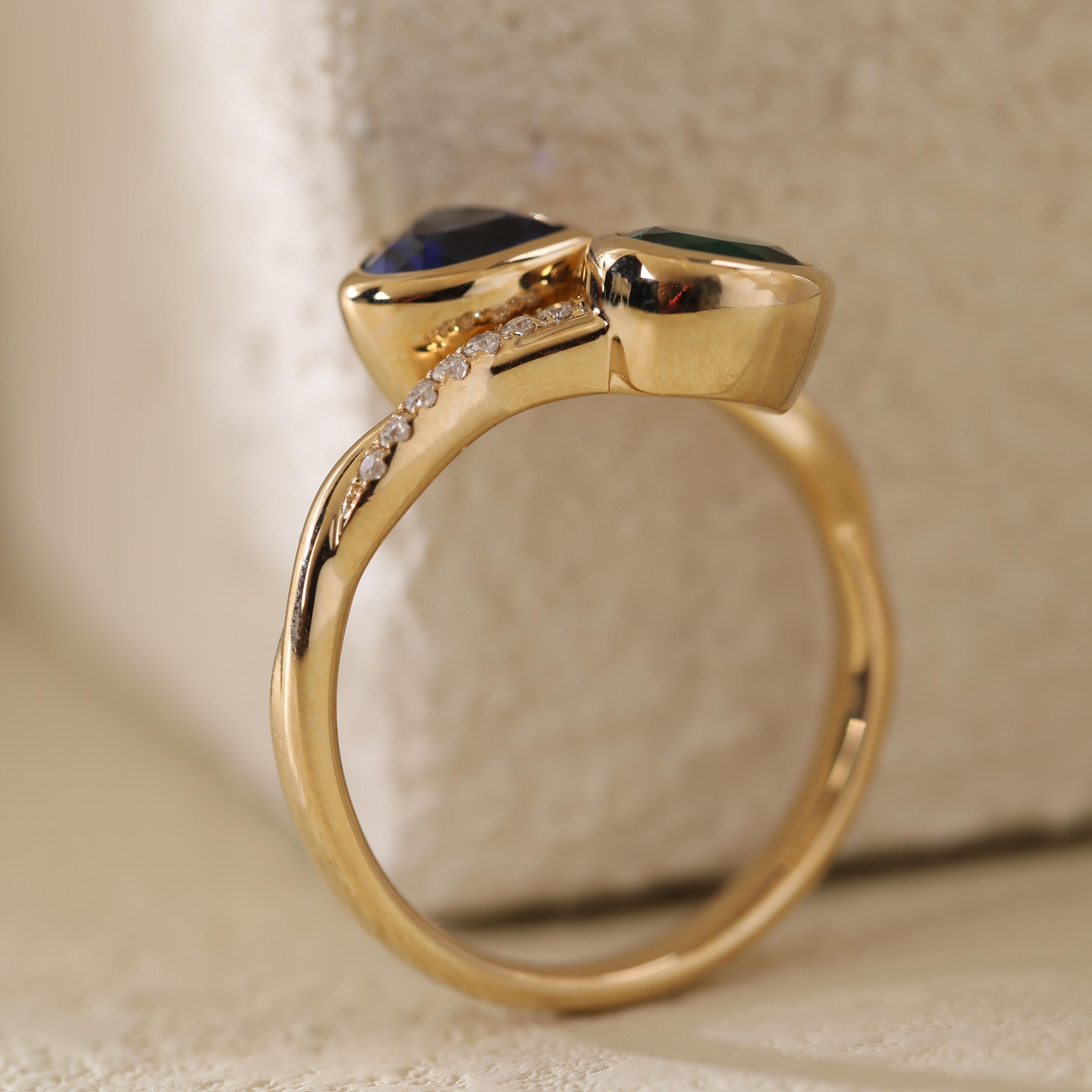 14K Yellow Gold Heart Lab Sapphire and Round Zambian Lab Emerald Bezel Toi et Moi Ring - MMR