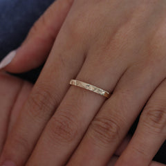 14K Yellow Gold Round Diamond Hand-Engraved Pattern Ring - MMR