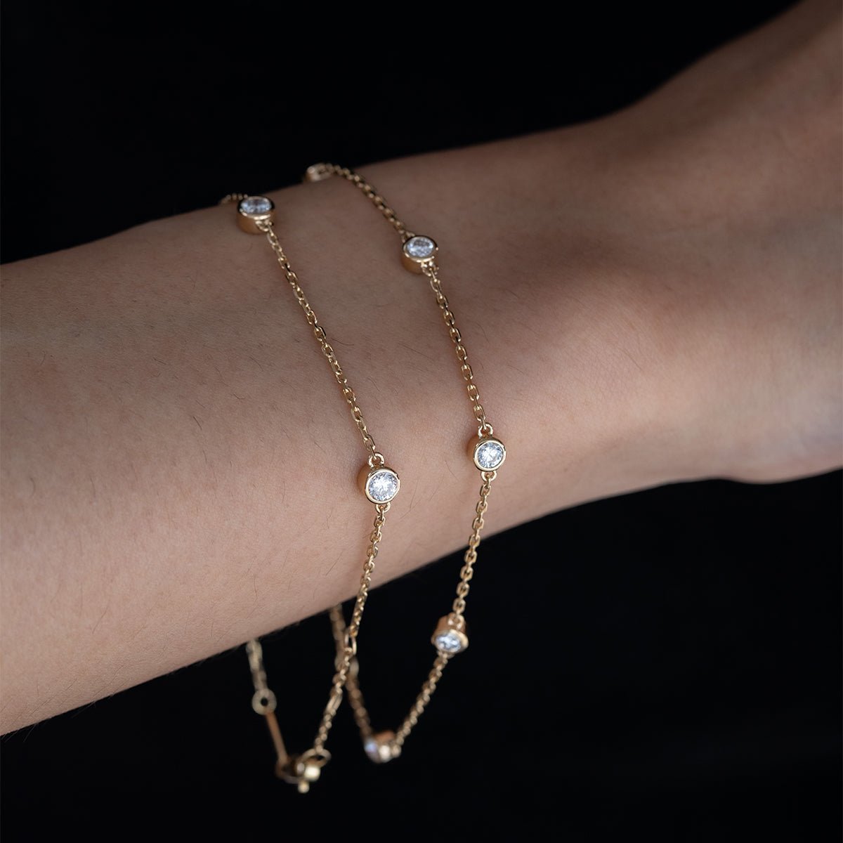 14K Yellow Gold Round Lab Diamond 5 Stone Bezel Station Adjustable Bracelet - MMR