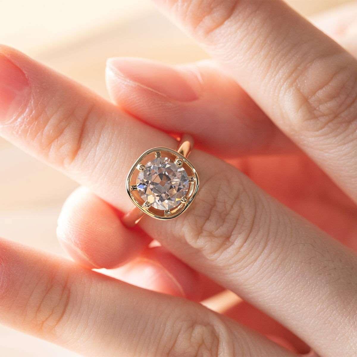 14K Yellow Gold 2.5ct Antique Old Mine Cut Diamond Basket Setting Ring with Smooth Ring Cut Design