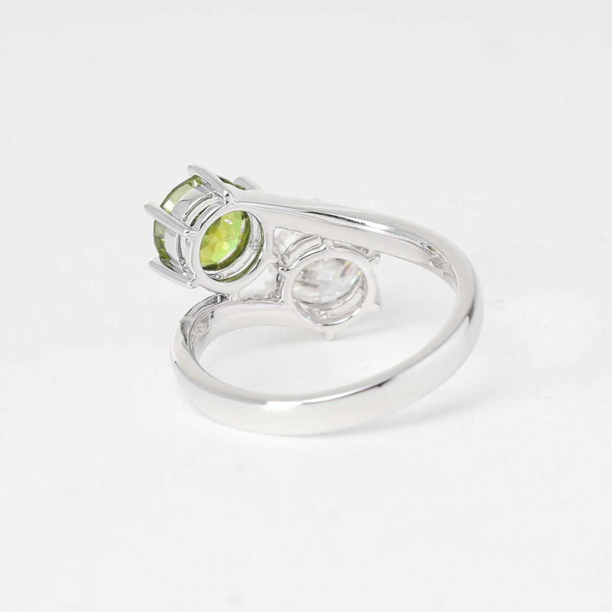 18K White Gold Round Cut Lab Diamond & Peridot Toi et Moi Ring