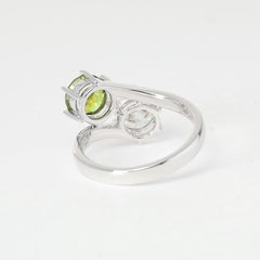 18K White Gold Round Cut Lab Diamond & Peridot Toi et Moi Ring