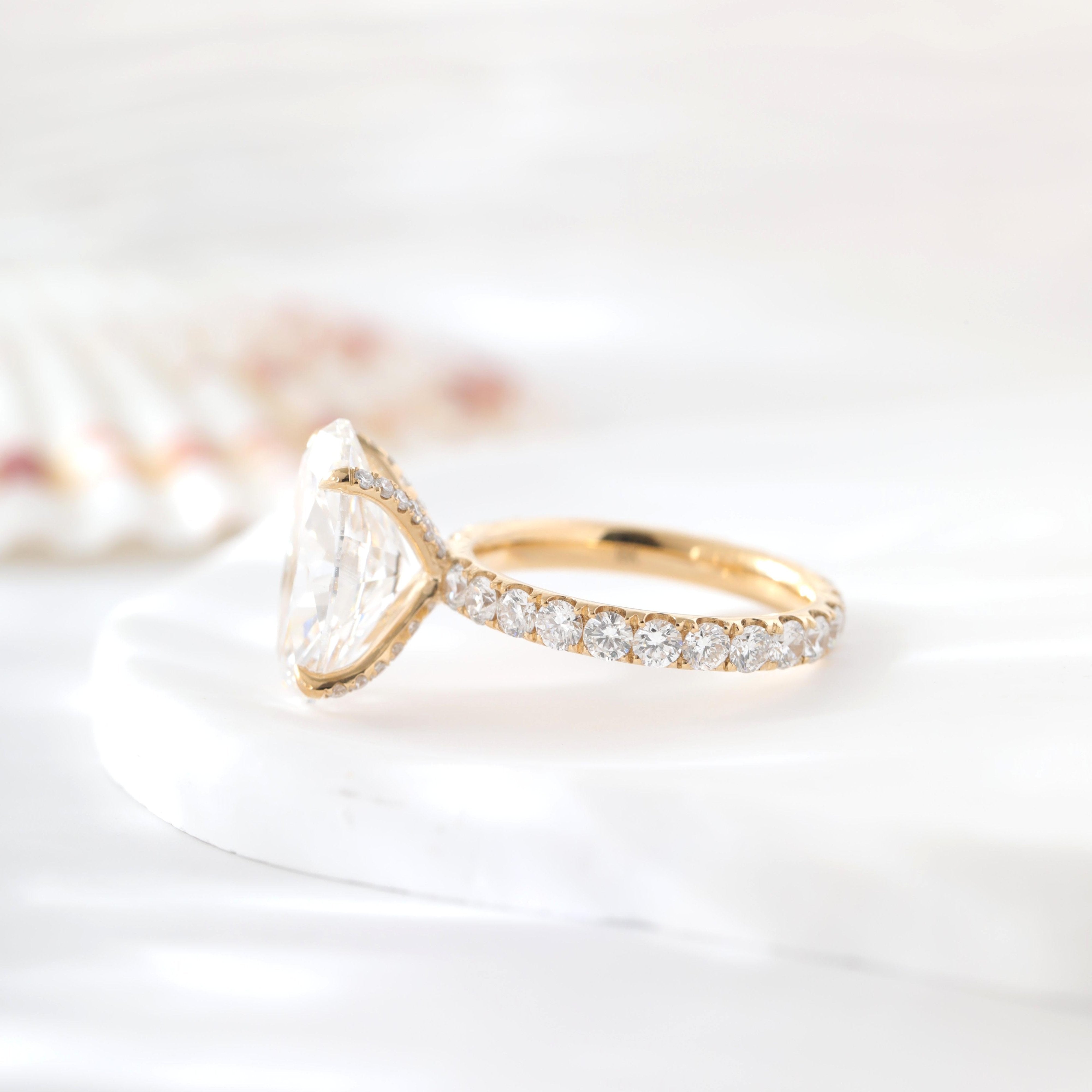 18K Yellow Gold 5.07ct Oval Lab Diamond Ring - MMR