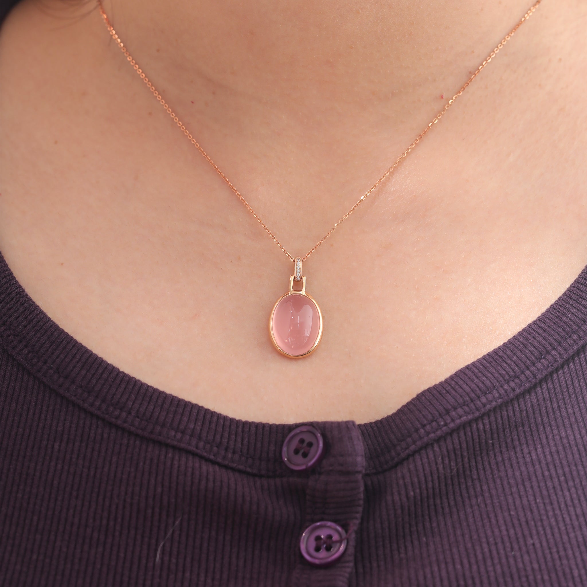 18K Yellow Gold 9.5ct Cabochon Rose Quartz Pendant - MMR