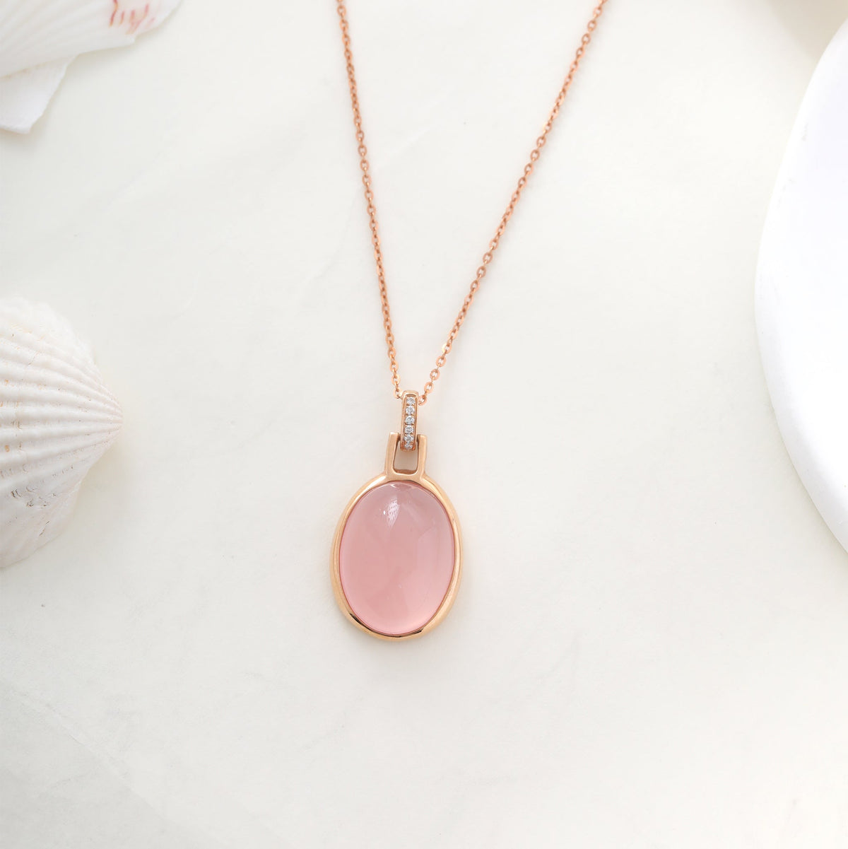 18K Yellow Gold 9.5ct Cabochon Rose Quartz Pendant - MMR