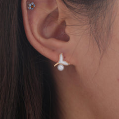 18K Yellow Gold Freshwater Pearl and Mother-of-Pearl Stud Earrings - MMR