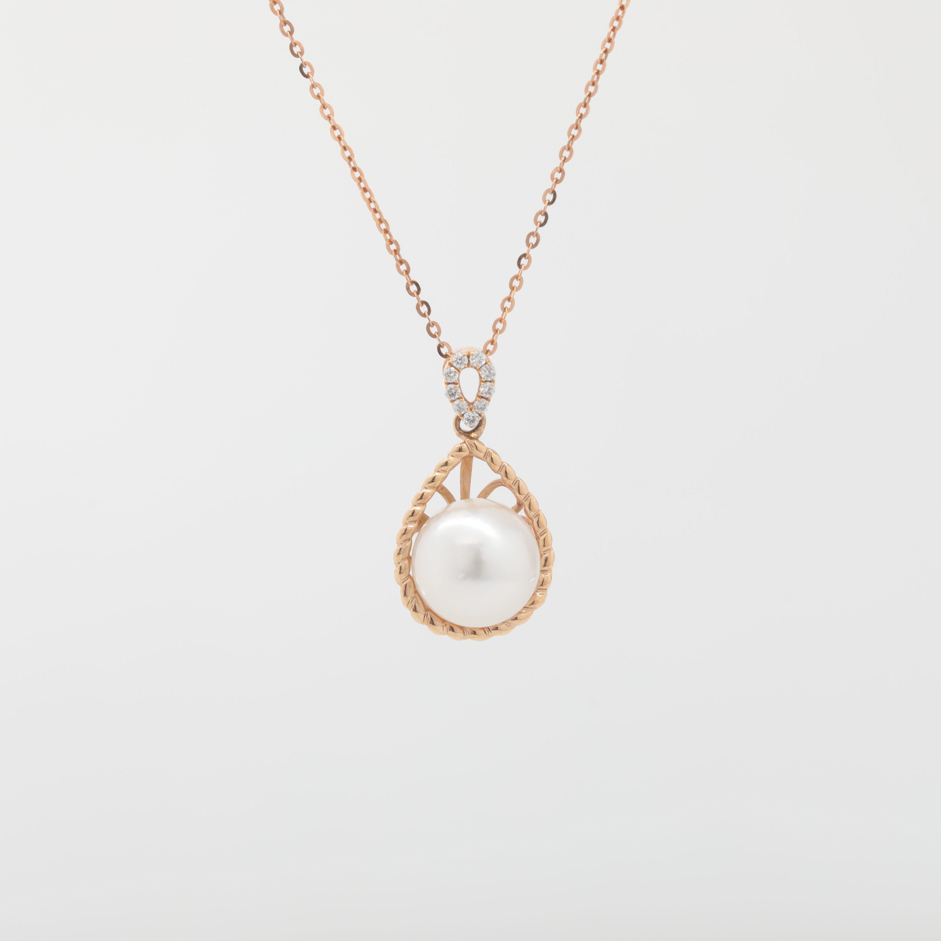 18K Yellow Gold Freshwater Pearl Pendant - MMR