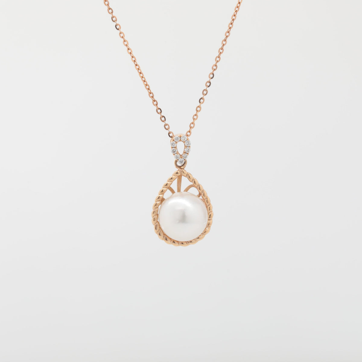 18K Yellow Gold Freshwater Pearl Pendant - MMR