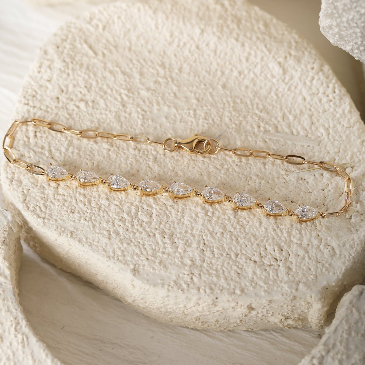 18K Yellow Gold Pear Lab Diamond 9 Stone Chain Bracelet - MMR
