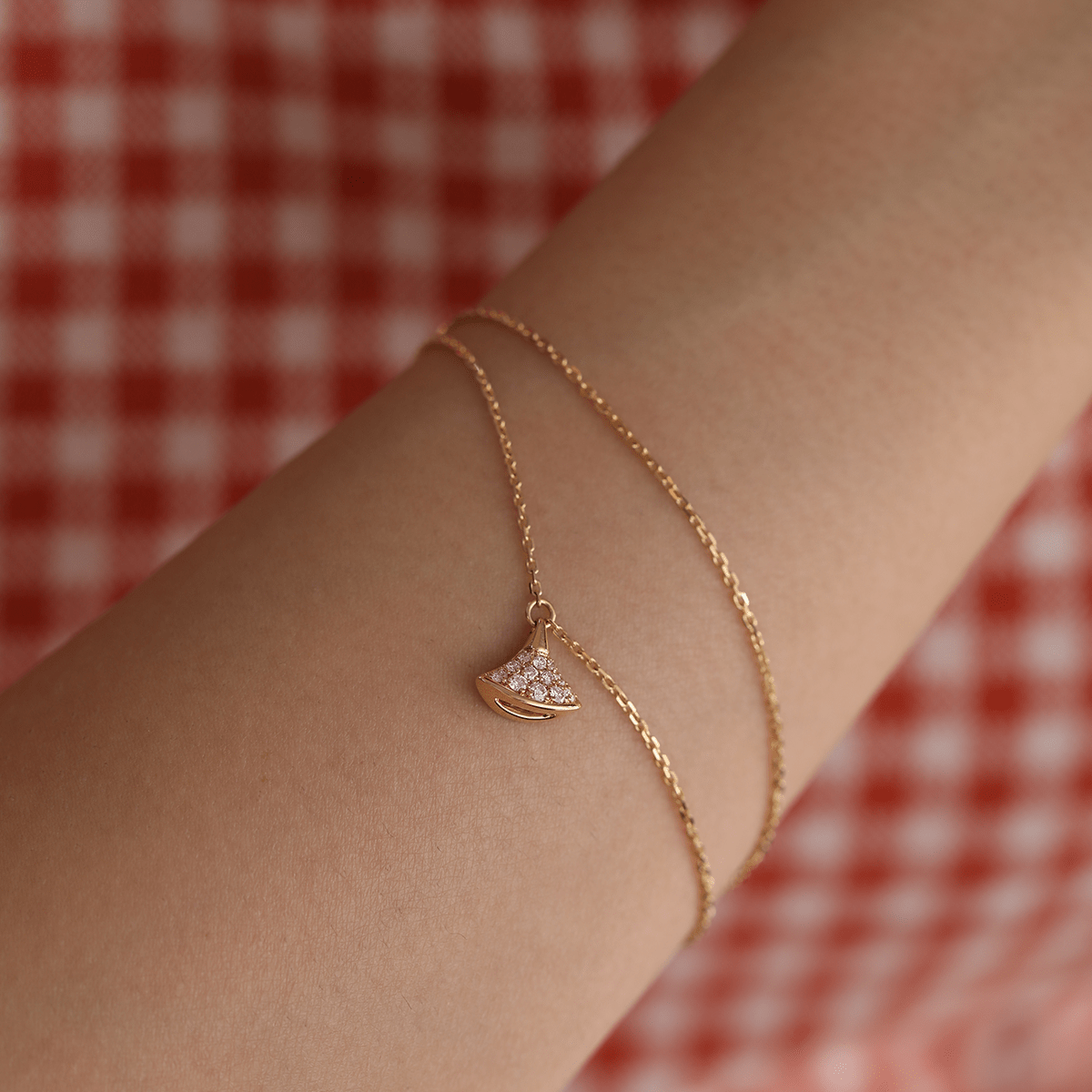 18K Yollow Gold Round Lab Diamond Skirt Pendant Necklace - MMR