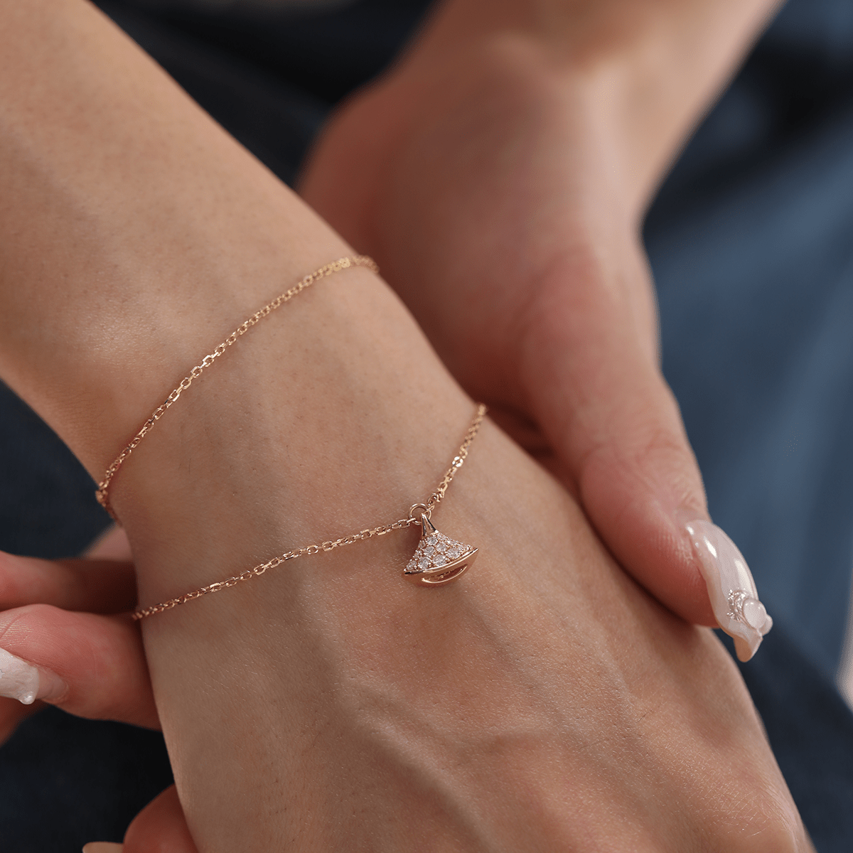 18K Yollow Gold Round Lab Diamond Skirt Pendant Necklace - MMR