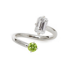 14K Yellow Gold Emerald Cut Lab Diamond & Round Peridot Toi et Moi Ring Platinum