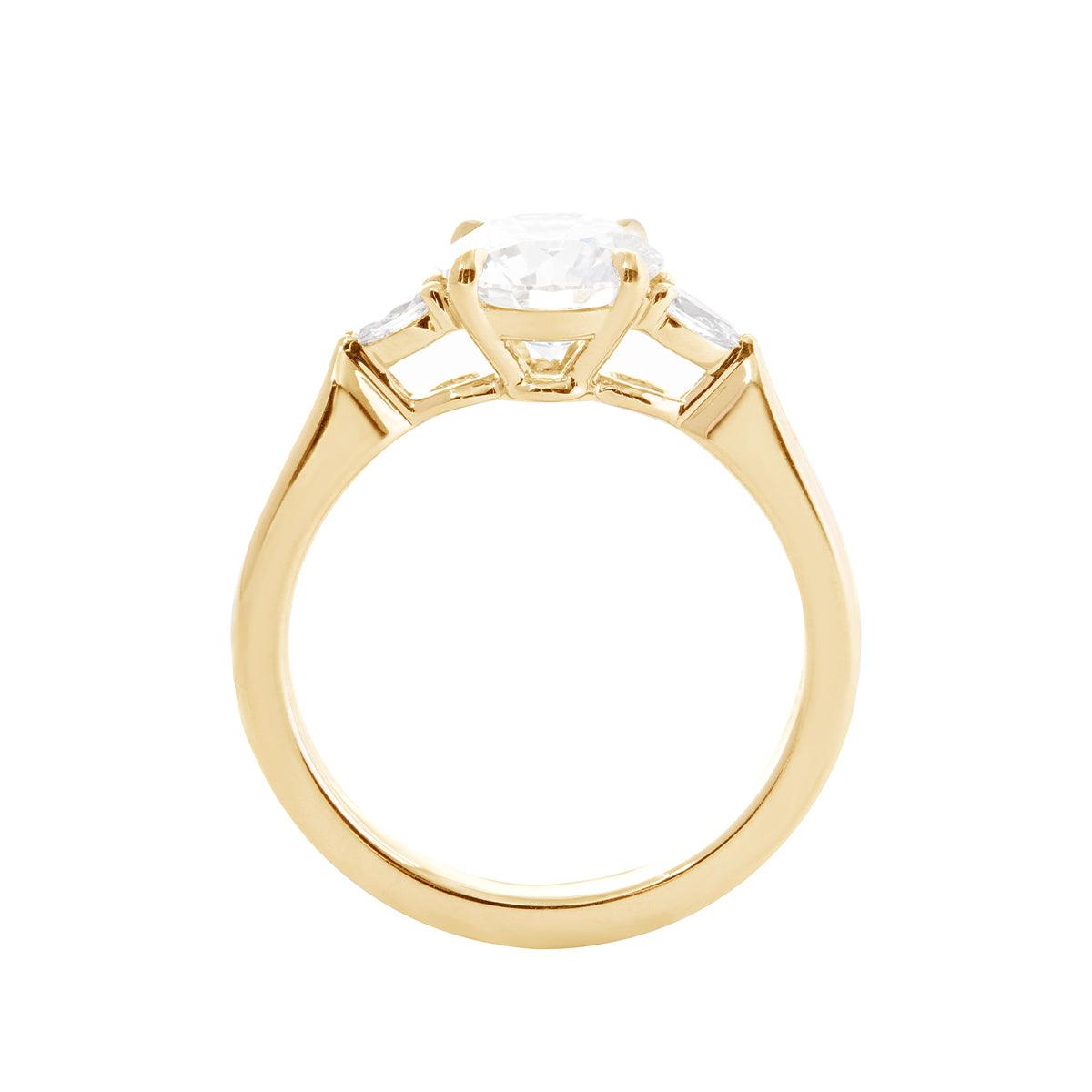 14K Yellow Gold Three Stone Oval Engagement Ring – 1.5ct Lab Diamond Design 14K Yellow Gold 1.5ct Round Cut Lab Diamond GH VS