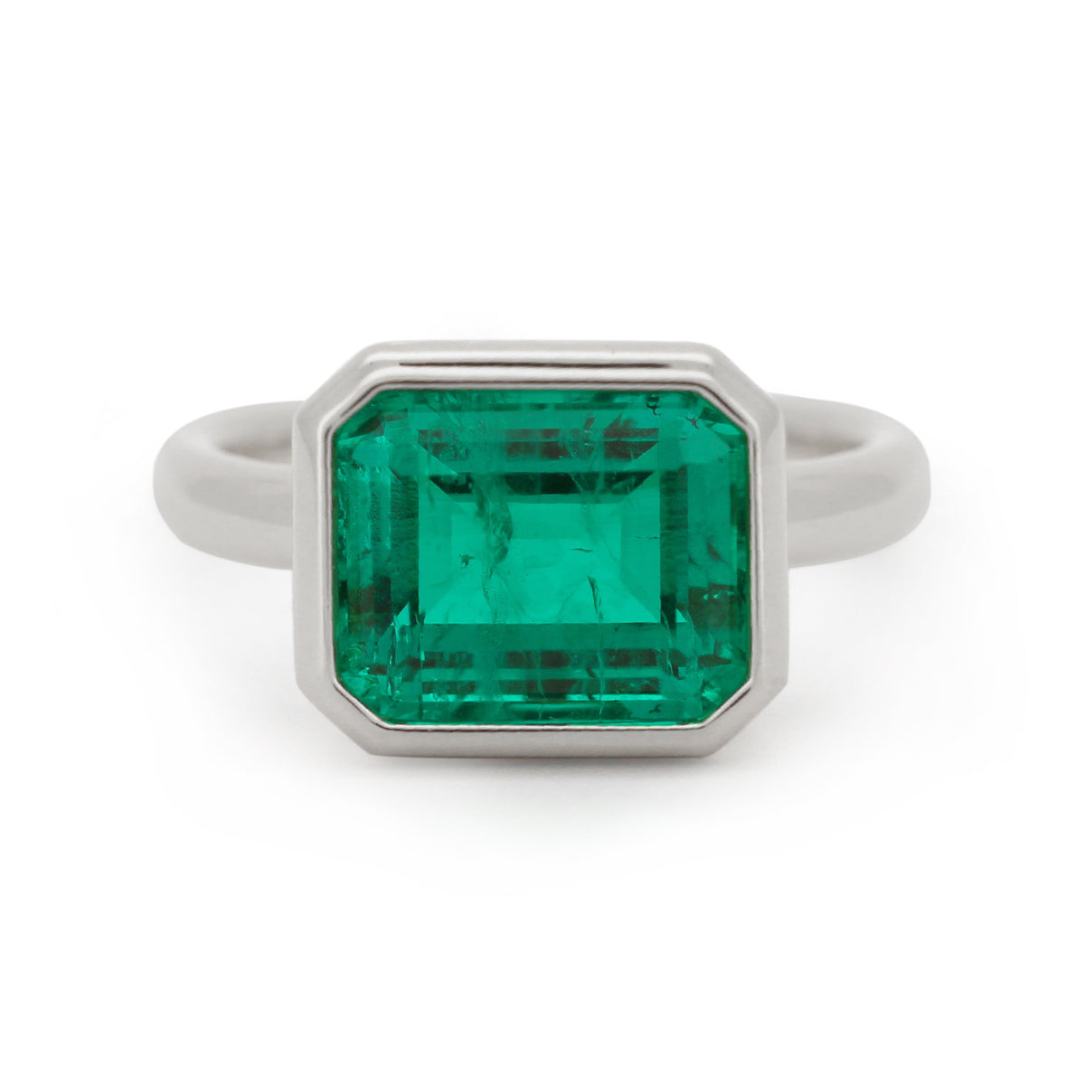 Cherished Moments 14K Yellow Gold 3.5 Carat Lab Emerald Solitaire Cocktail Ring with Bezel Setting Platinum
