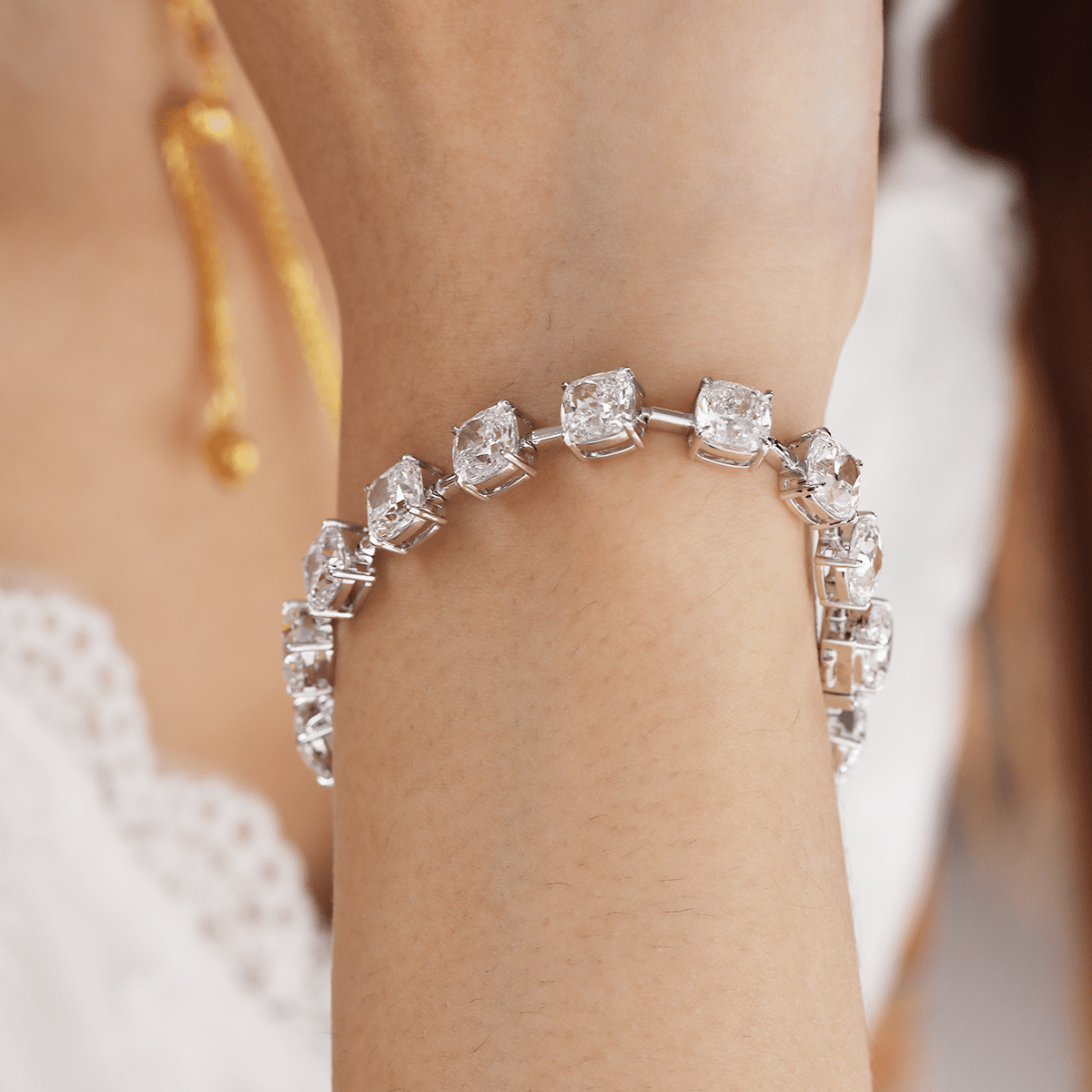 24 CT TW Cushion Cut Lab Diamond 4 - Claw Prong Basket Station Bracelet - MMR