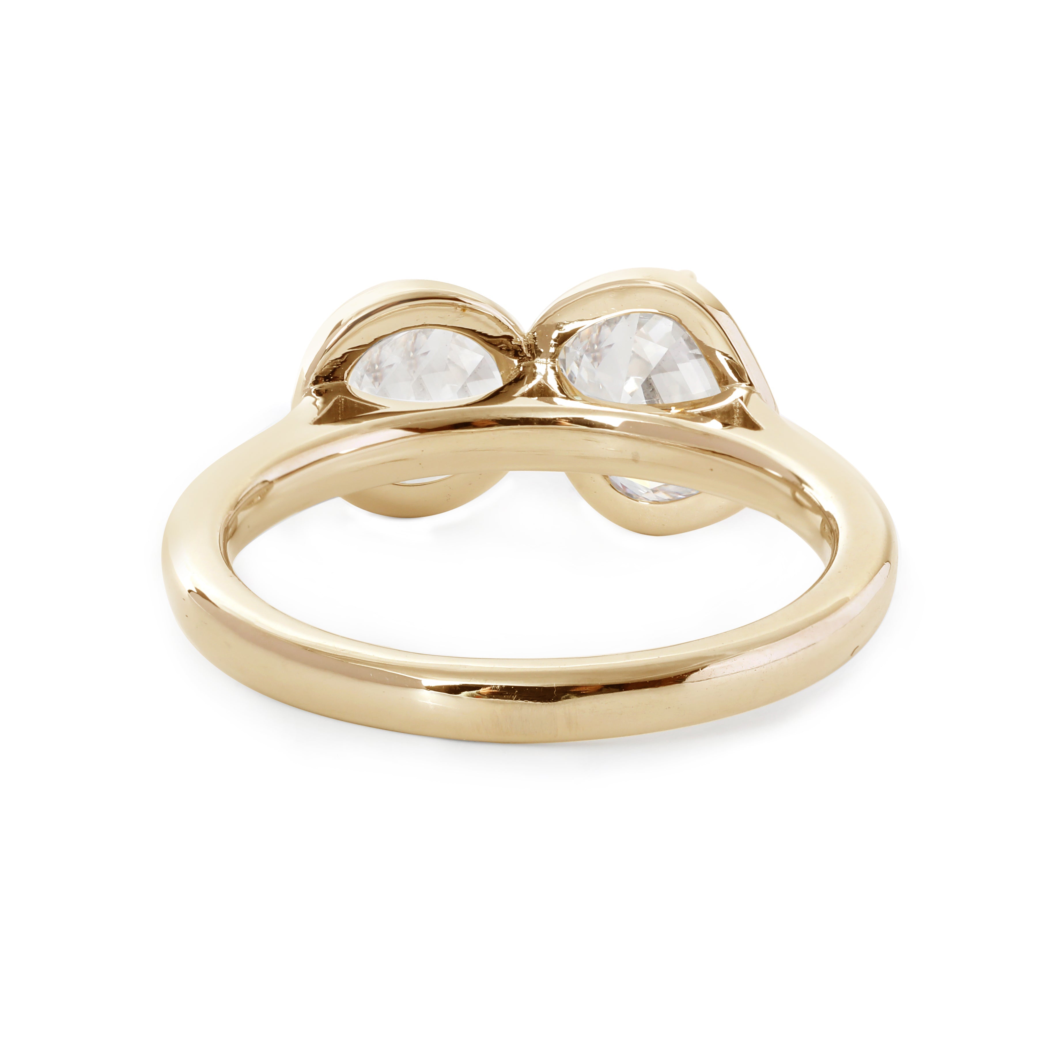 14K White Gold Old Mine Cut and Old Europen Cut Lab Diamond Toi et Moi Ring 18K Yellow Gold 1.5ct old European cut & 2ct old mine cut GH VS