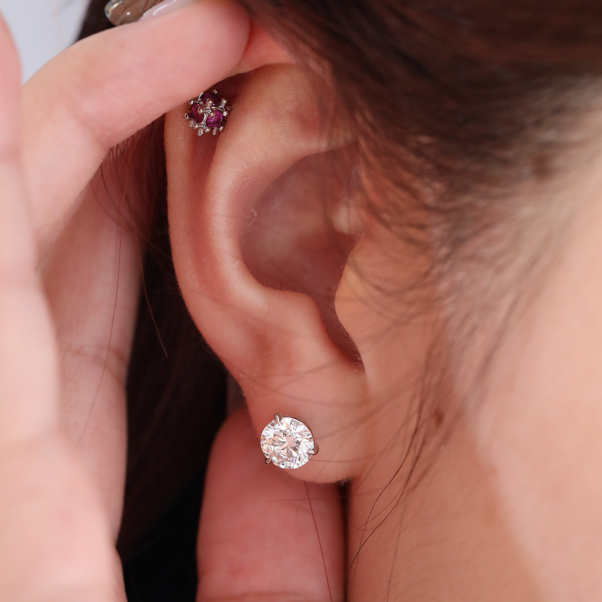 14K White Gold Stud Earrings with 2 ct tw Round Cut Lab Diamond Three-Prong Basket