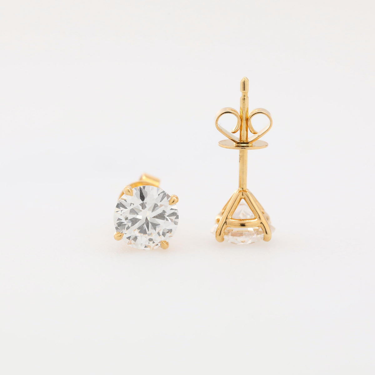 18K Yellow Gold 1.5ct tw Round Cut Lab Diamond Stud Earrings